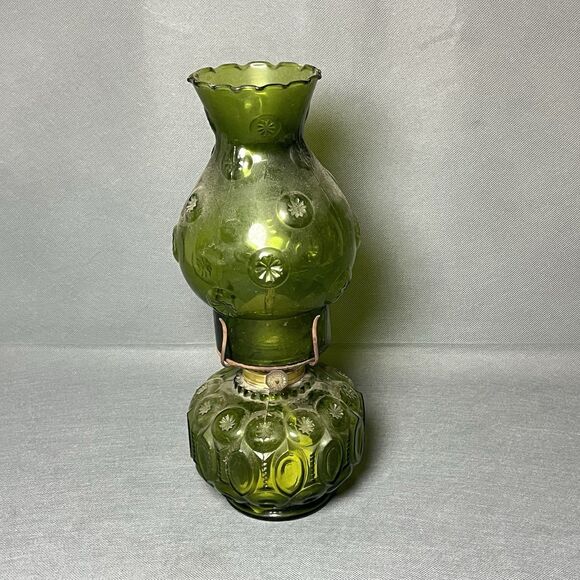 Vintage Green  LE Smith Moon and Stars Glass Oil Lamp Base & Chimney-READ - Picture 1 of 12